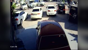 Bıçaklama anı güvenlik kamerasında