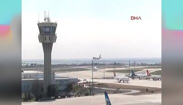 THY uçağına kuş sürüsü çarptı