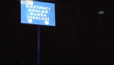 İstanbul'da yağış seferleri iptal ettirdi