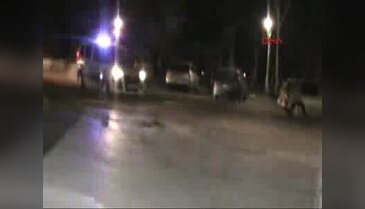 Çaldıkları otomobili itekleyerek götüren 4 genç, tutuklandı
