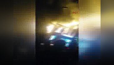 Adana'da yanan yurttan cep telefonu görüntüleri