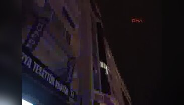 Mağazada yangın çıktı, 3 kişi dumandan etkilendi