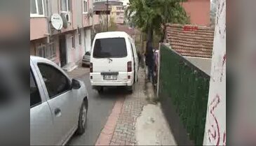 Sigara dağıtım aracını soydular