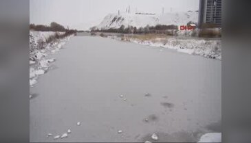 Kızılırmak kısmen buz tuttu