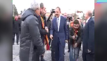 Bakan Özhaseki'den Kayserispor'a Trabzonspor maçı öncesi moral ziyareti