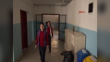 Depoyu resim atölyesine çevirdi