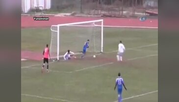 Bu gol kaçtı: Kimse inanamadı !
