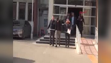 Yaşlı kadını dolandıran zanlı suçüstü yakalandı