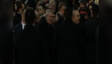 TBMM eski Başkanı Sezgin, son yolculuğuna uğurlanıyor - 2