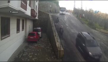 Canlarını zor kurtardılar!