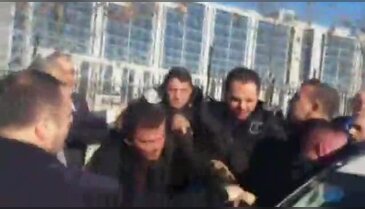 Anadolu Adalet Sarayı girişinde silahlı kavga: 2 yaralı