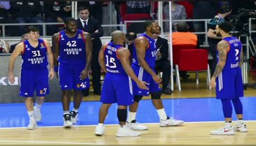 Anadolu Efes, İspanyol devini yıktı