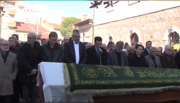 Bursa Karacabey Belediye Başkanı Özkan'dan babasına son görev