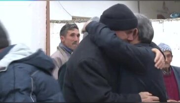Şehit babasından tokat gibi sözler