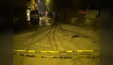 Park halindeki iki araç kundaklandı
