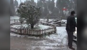 İzmit'in yüksek kesimlerine kar yağdı