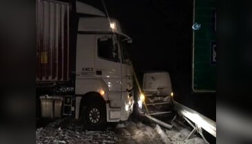 Bursa'da zincirleme kaza sonrası trafik aksadı