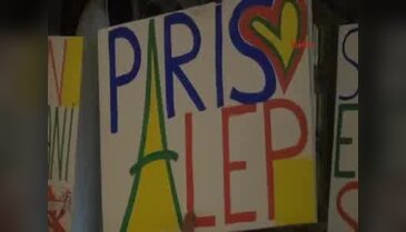 Paris'te Halep için gösteri