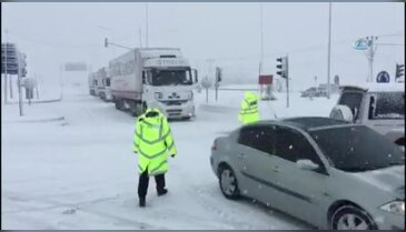 Kar yağışı yurdu etkisi altına aldı