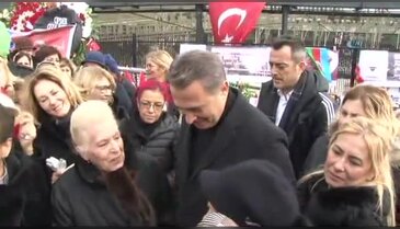 "Acılar paylaşıldıkça azalır"