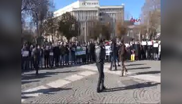 Suriyelilerden Halep protestosu