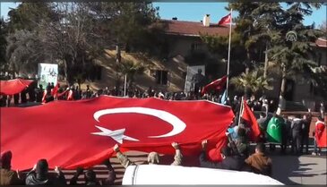 Bursa İznikliler şehitlere sahip çıktı