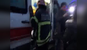 Kamyonete çarpan ticari aracın sürücüsü yaralandı