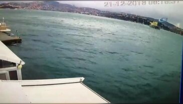Kuru yük gemisi karaya böyle oturdu