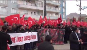 Kaymakamın şehit edildiği Derik'te PKK'ya sert tepki