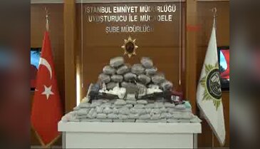 Eyüp'te uyuşturucu fabrikası gibi ev