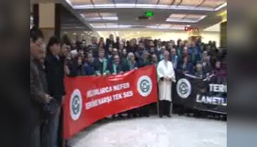 Adana'da akademisyenlerden teröre tepki