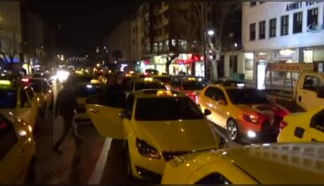 Bursalı taksicilerden teröre tepki