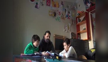 8 yerinden bıçaklanan baba, çocuklarına hasret