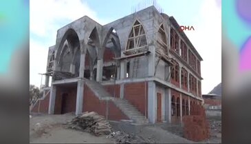 Öğrenciler harçlıklarını cami inşaatına bağışladı