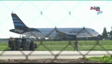 118 yolcusu bulunan Libya uçağı kaçırıldı