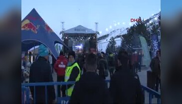 Palandöken'de -20 derecede Demet Akalın konseri