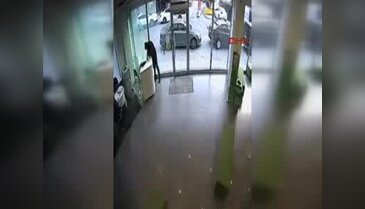 Büyükçekmece'de banka soyan 3 kişiden biri yakalandı