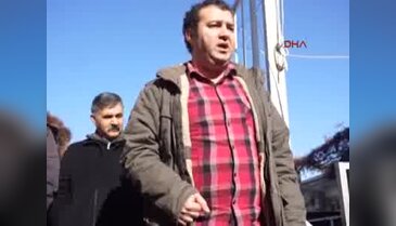 Ayvalık'ta açığa alınan öğretmen için imza kampanyası