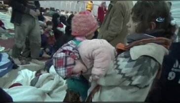 Türkiye mazlum kardeşlerini bağrına basıyor