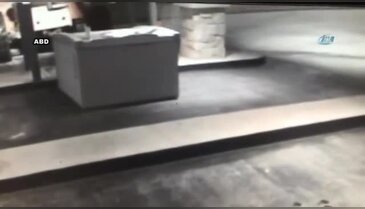 ATM'yi forkliftle çaldı