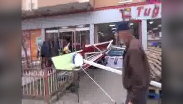 Edirne'de şiddetli rüzgar etkili oldu: 1 yaralı