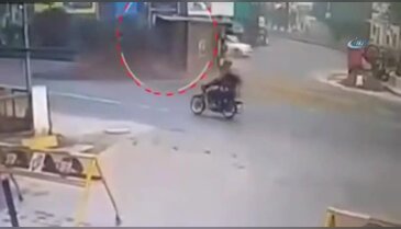 Kamyon aracı hurdaya çevirdi: 1 ölü