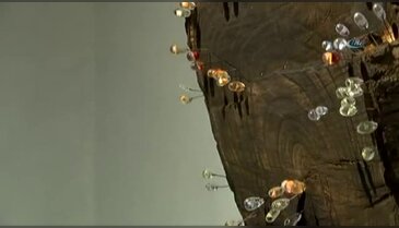 10 yıldır hazırladığı cam eserlerini görücüye çıkarttı
