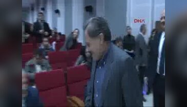 Cumhurbaşkanı Başdanışmanı Karatepe'den devekuşu benzetmesi