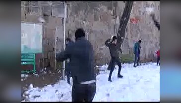 Antalya'da yılbaşı öncesi karlı eğlence