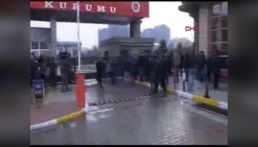 Adli Tıp önündeki acı bekleyiş