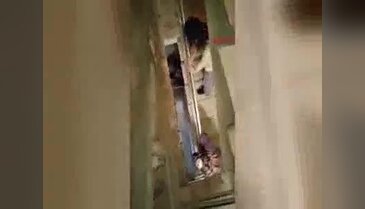 Bursa'da ayakkabı hırsızlarını apartman sakinleri yakaladı