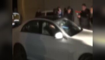 Otomobilinde başından vurulmuş halde bulundu