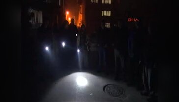 Elektrik kesintisi mahalleliyi isyan ettirdi