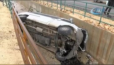 Minibüs su kanalına uçtu: 7 yaralı